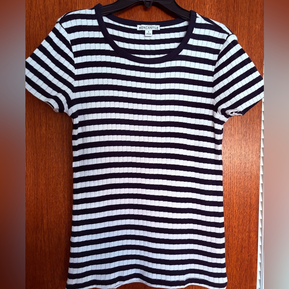 New J Crew ribbed cotton top